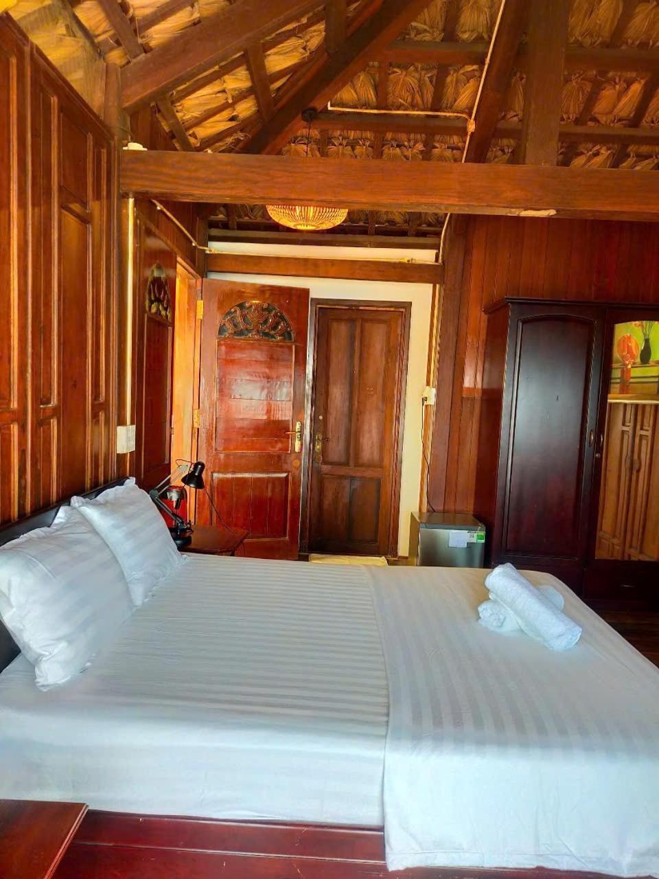 Cham Island Wooden Cabin Hoi An Exteriör bild